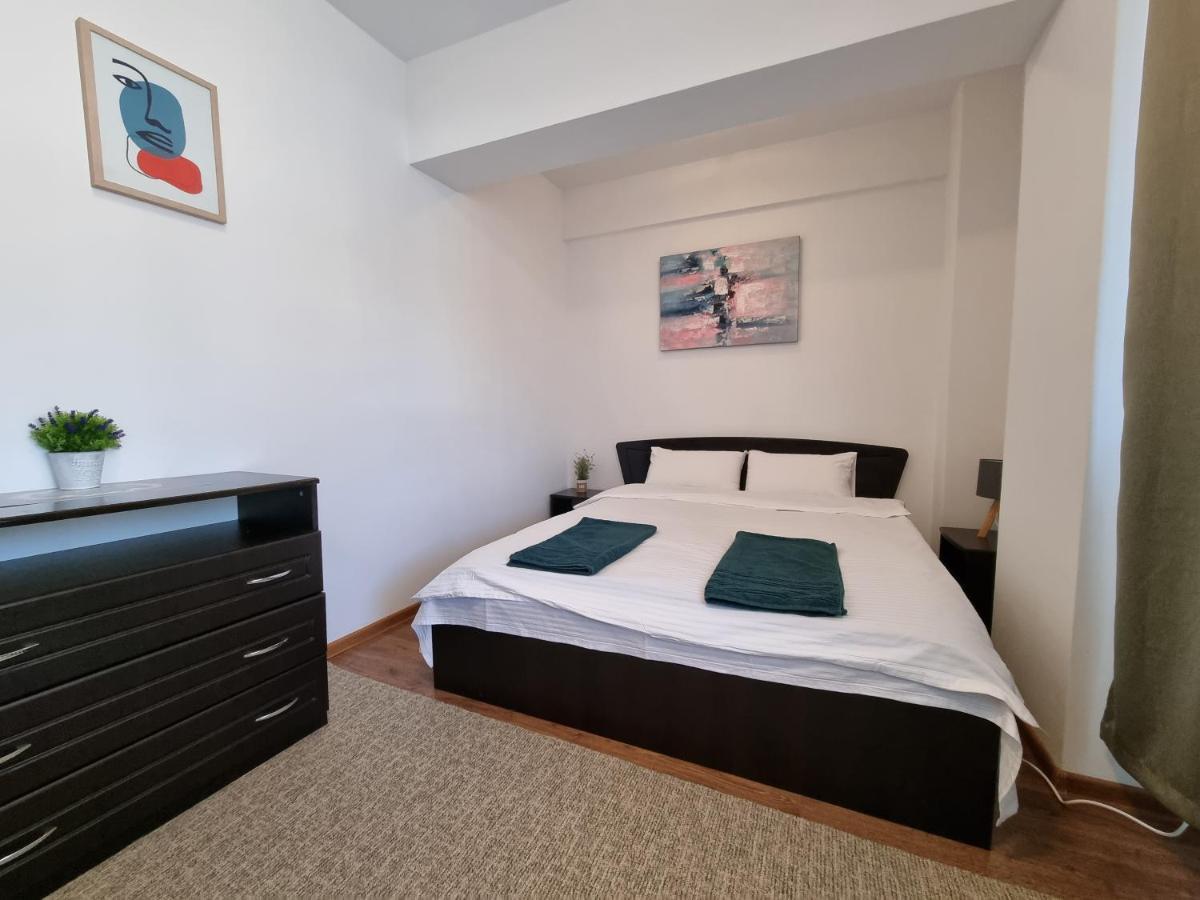 Ultracentral & Cozy, Palas Apt Jászvásár Kültér fotó